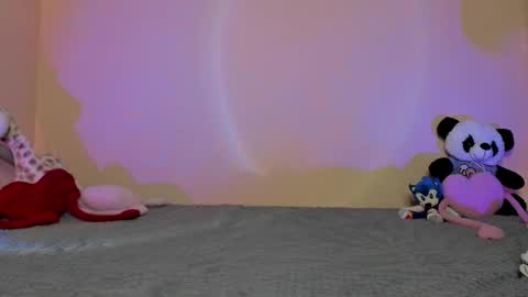 Snapshot of angel_wavee chatting on 01/23/25, 05:21 Angel Love online show from 01/23/25, 05:21