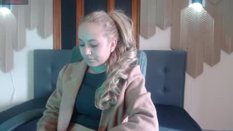 Angel online show from 05/01/26, 12:10