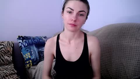 Zoe online show from 01/27/25, 11:22