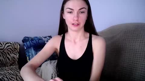 Zoe online show from 02/14/25, 11:42