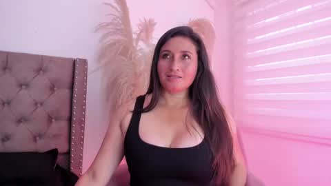 Ange online show from 10/13/25, 03:23