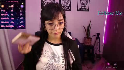 Snapshot of angela_lauren chatting on 12/03/25, 11:14 Angela online show from 12/03/25, 11:14