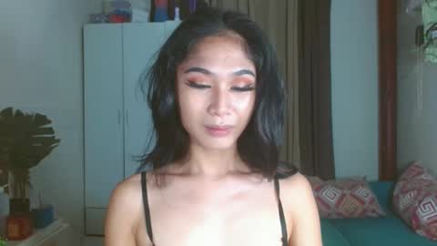 Snapshot of angela_mccollins chatting on 01/28/25, 09:19 angela online show from 01/28/25, 09:19