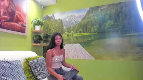 Snapshot of angela_rendon chatting on 06/14/26, 10:50 angela_rendon online show from 06/14/26, 10:50