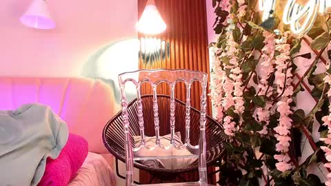 Angela online show from 01/05/25, 02:19