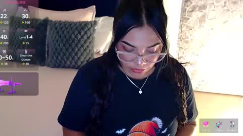 Angela online show from 10/17/25, 01:09