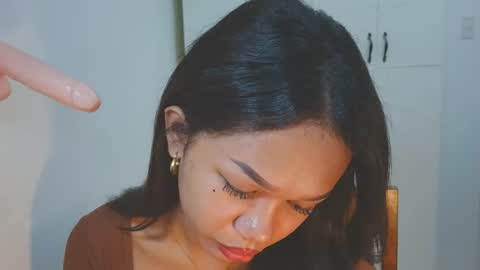 Snapshot of angela_star888 chatting on 12/16/25, 10:53 angela_star888 online show from 12/16/25, 10:53