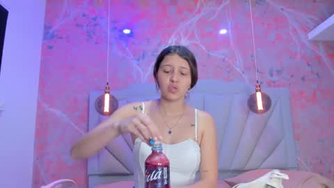 Snapshot of angelaa_cute chatting on 01/23/25, 12:09 ANGELA online show from 01/23/25, 12:09