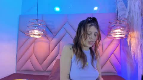 Snapshot of angelaa_cute chatting on 02/26/25, 12:14 ANGELA online show from 02/26/25, 12:14