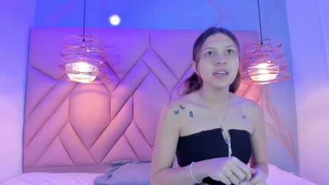 Snapshot of angelaa_cute chatting on 03/07/25, 12:12 ANGELA online show from 03/07/25, 12:12