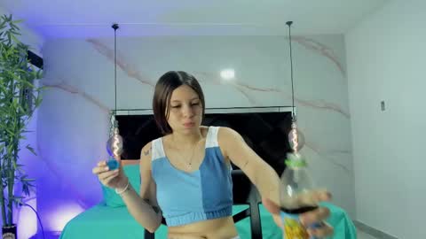 Snapshot of angelaa_cute chatting on 09/11/25, 12:16 ANGELA online show from 09/11/25, 12:16