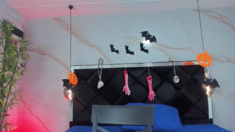 Snapshot of angelaa_cute chatting on 10/25/25, 12:23 ANGELA online show from 10/25/25, 12:23