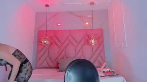 Snapshot of angelaa_cute chatting on 05/30/26, 05:54 ANGELA online show from 05/30/26, 05:54