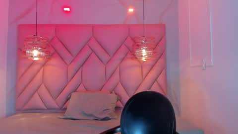 Snapshot of angelaa_cute chatting on 06/02/26, 12:07 ANGELA online show from 06/02/26, 12:07