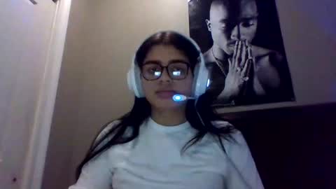 Snapshot of angelabvalle chatting on 02/11/26, 10:48 angelabvalle online show from 02/11/26, 10:48