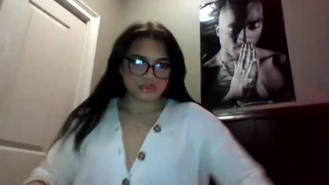 Snapshot of angelabvalle chatting on 03/08/26, 01:25 angelabvalle online show from 03/08/26, 01:25