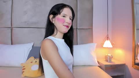 Snapshot of angelag_ chatting on 11/06/25, 08:21 angelag_ online show from 11/06/25, 08:21