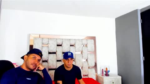 Angel And Cris online show from 09/15/25, 12:27