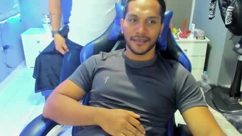 Angel And Cris online show from 09/19/25, 12:28