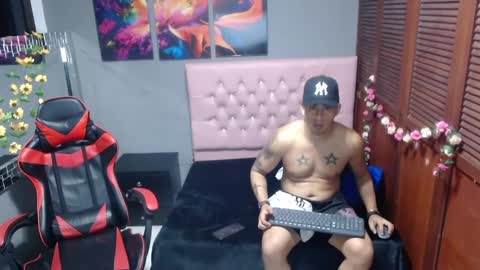 Angel And Cris online show from 09/20/25, 12:39