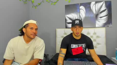 Angel And Cris online show from 09/26/25, 01:15