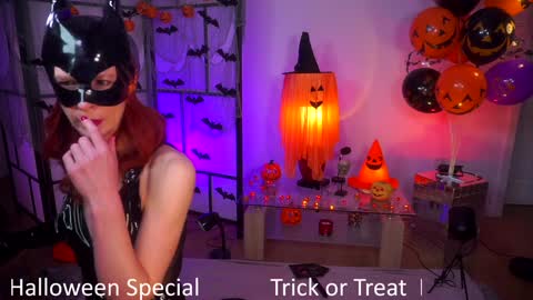 Snapshot of angelandfairieskink chatting on 10/26/25, 05:02 Aimi Selena Daisy online show from 10/26/25, 05:02