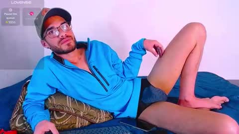 AngelFranco online show from 02/14/25, 01:02