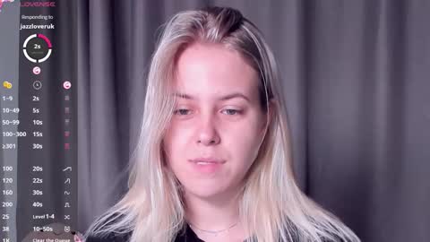 Darsi Anty online show from 09/13/25, 04:29