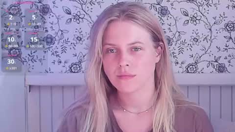 Snapshot of angelanty chatting on 07/13/26, 01:14 Darsi Anty online show from 07/13/26, 01:14