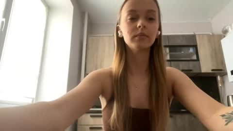 Angela online show from 01/10/26, 09:44