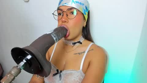 Angela Ricci online show from 05/09/26, 03:50
