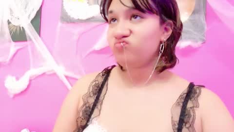  Angela  online show from 10/12/25, 08:19