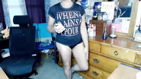 Angela Longcock online show from 09/21/25, 11:34