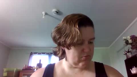 Angel online show from 02/11/26, 12:37