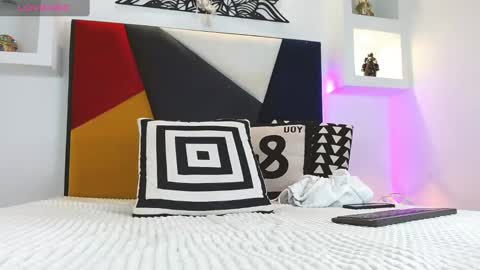 Snapshot of angelbacker chatting on 01/31/25, 04:47 Angel online show from 01/31/25, 04:47