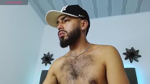 Snapshot of angelbacker chatting on 02/28/25, 07:58 Angel online show from 02/28/25, 07:58