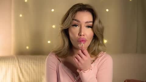 Snapshot of angelbengs chatting on 02/09/25, 10:53 Hi my name is Anny HOT PVT IS OPEN MY FAV PATTER IS 57 online show from 02/09/25, 10:53