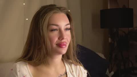 Snapshot of angelbengs chatting on 12/16/25, 04:28 Hi my name is Anny HOT PVT IS OPEN MY FAV PATTER IS 57 online show from 12/16/25, 04:28