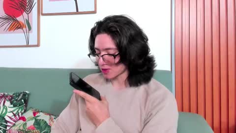 Snapshot of angelbennet_ chatting on 12/30/24, 03:14 Angel Bennet online show from 12/30/24, 03:14