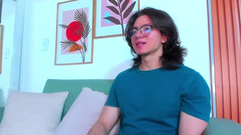 Snapshot of angelbennet_ chatting on 01/31/25, 02:58 Angel Bennet online show from 01/31/25, 02:58