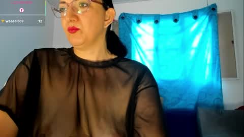 Snapshot of angelblue972344 chatting on 05/30/26, 02:58 angel online show from 05/30/26, 02:58