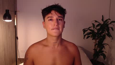 Snapshot of angelcossio chatting on 01/13/25, 12:30 Angel online show from 01/13/25, 12:30