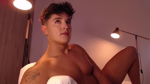 Snapshot of angelcossio chatting on 03/06/25, 10:15 Angel online show from 03/06/25, 10:15