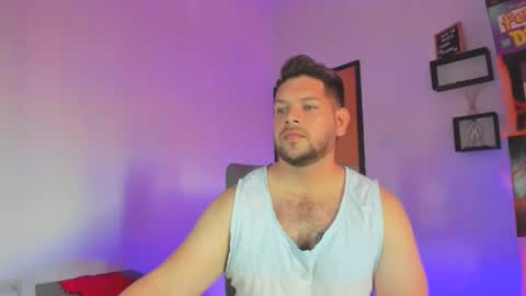 angel online show from 10/28/25, 03:14