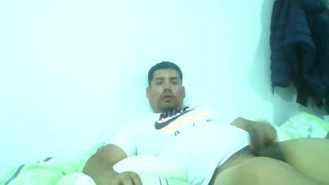 angeldavid90 online show from 12/01/25, 12:37