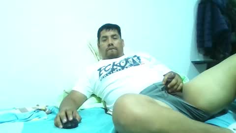 angeldavid90 online show from 01/06/26, 04:16