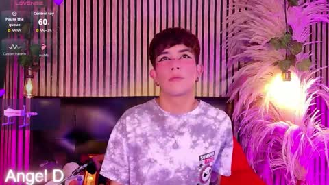 Angel dust online show from 04/17/26, 03:09