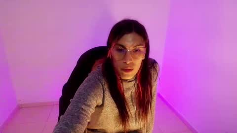 angele online show from 03/19/26, 07:51