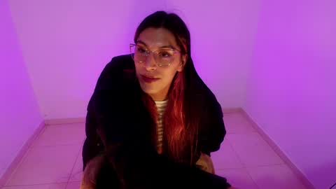 angele online show from 04/07/26, 08:42