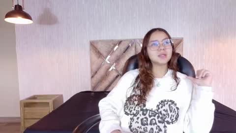 Snapshot of angeles_azul chatting on 05/02/26, 03:28 angel online show from 05/02/26, 03:28